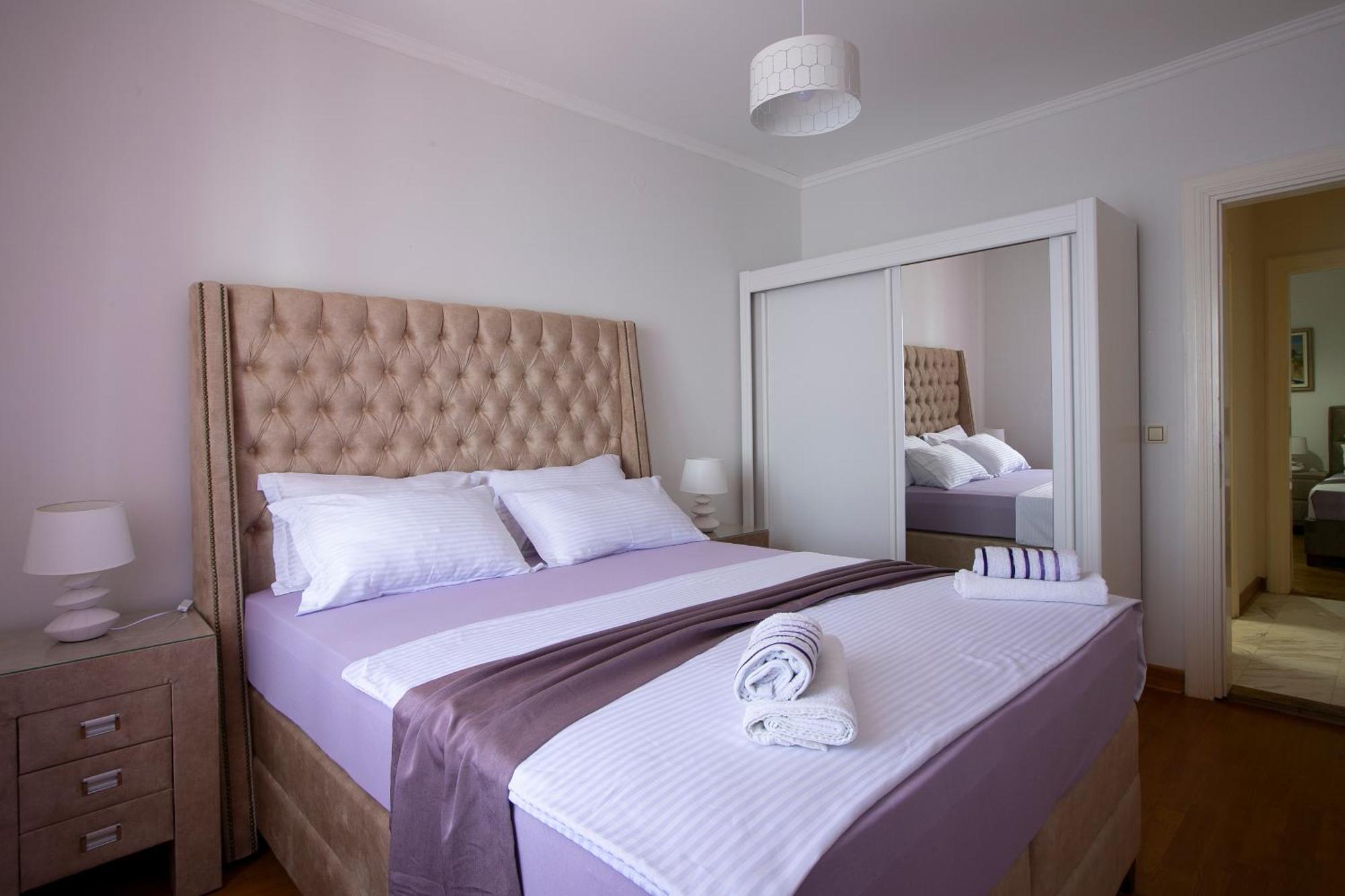 Montesan Luxury Apartment Beach Front Sveti Stefan Bagian luar foto