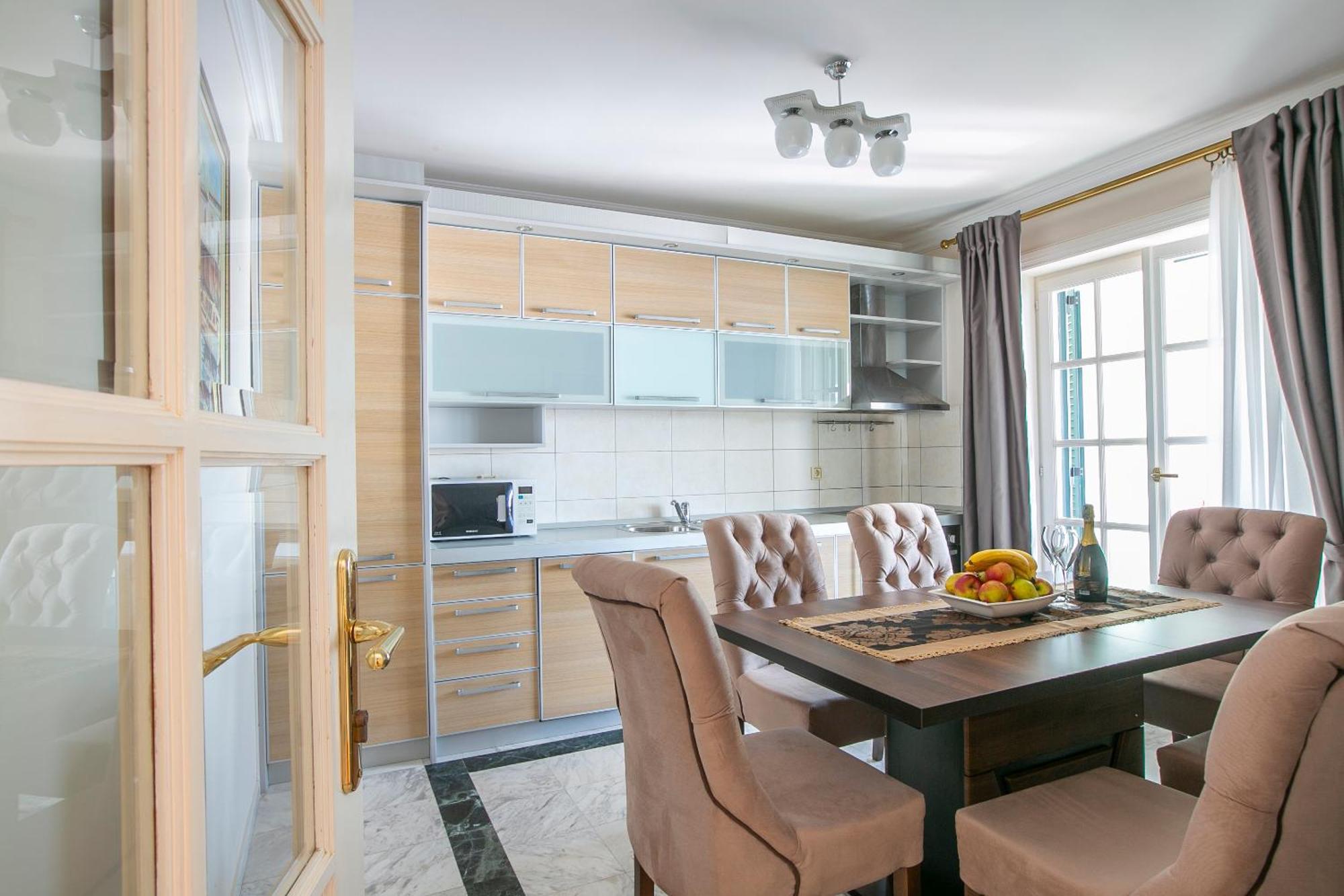 Montesan Luxury Apartment Beach Front Sveti Stefan Bagian luar foto